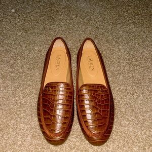 Beautiful hardly worn Ralph Lauren Loafers